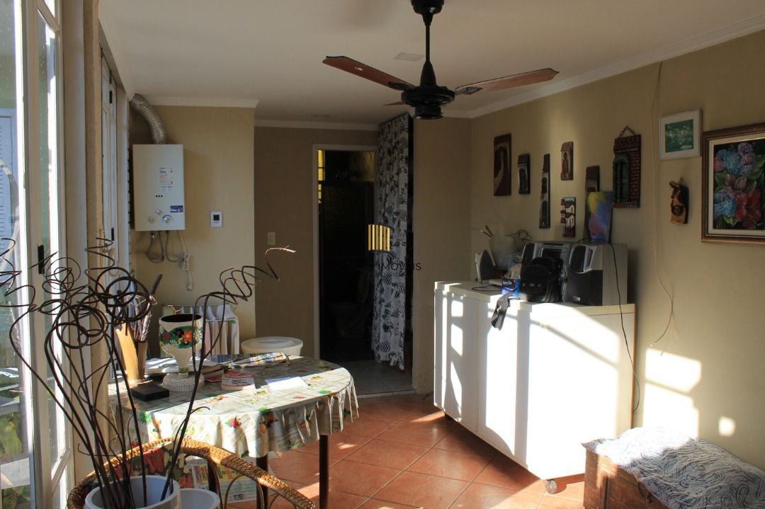 Casa para Venda - 120m², 3 dormitórios, sendo 1 suites, 1 vaga - Vila Nova