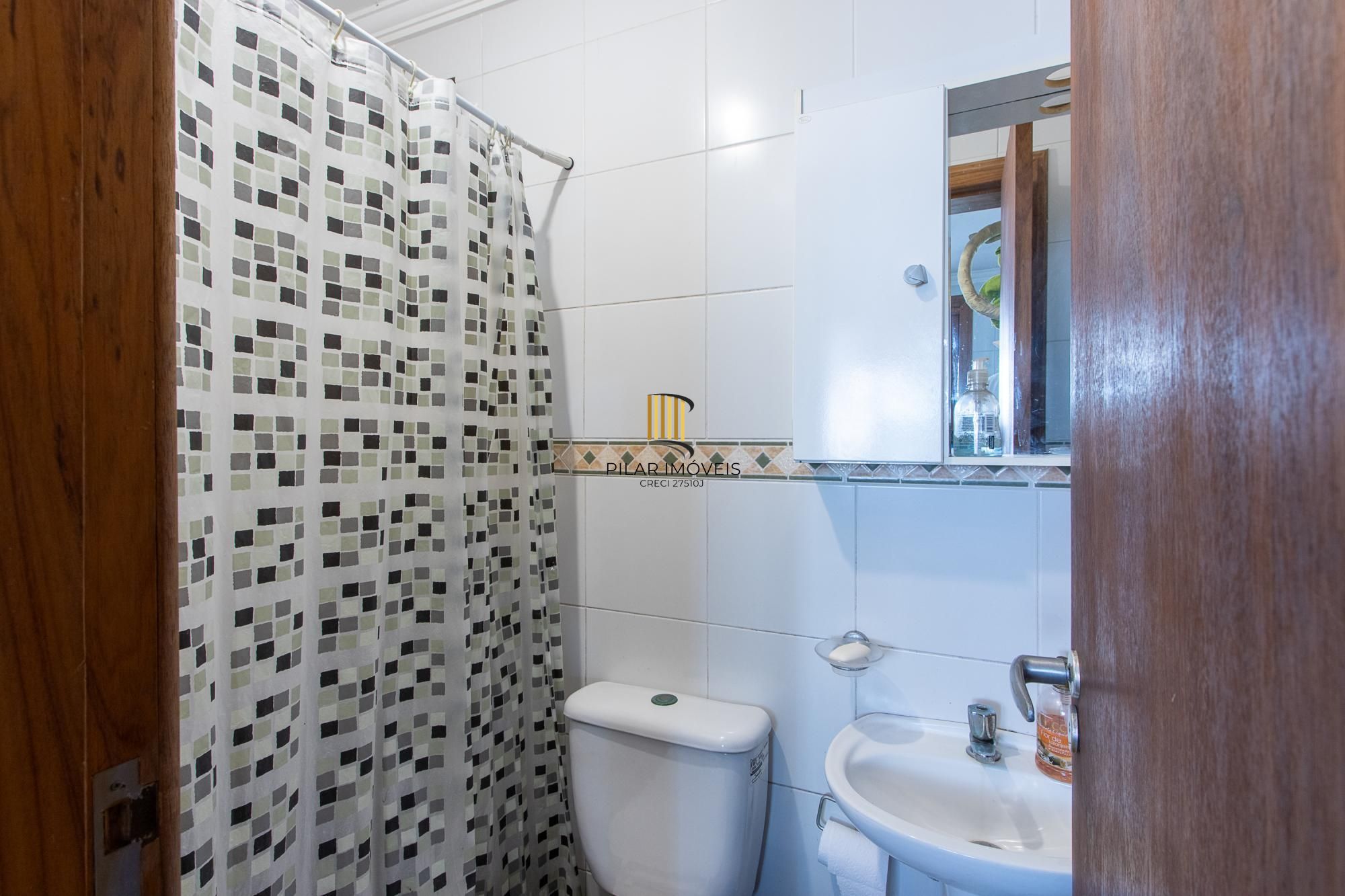 Casa de Condomínio 3 dormitórios no bairro Tristeza