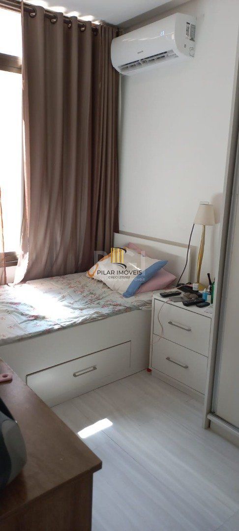 Casa 9 dormitórios no bairro Menino Deus