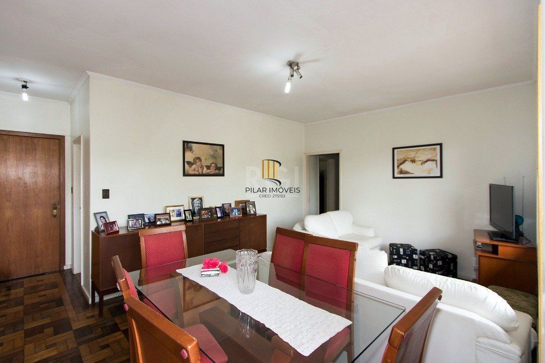 Apartamento para Venda - 132m², 3 dormitórios, 1 vaga - Glória