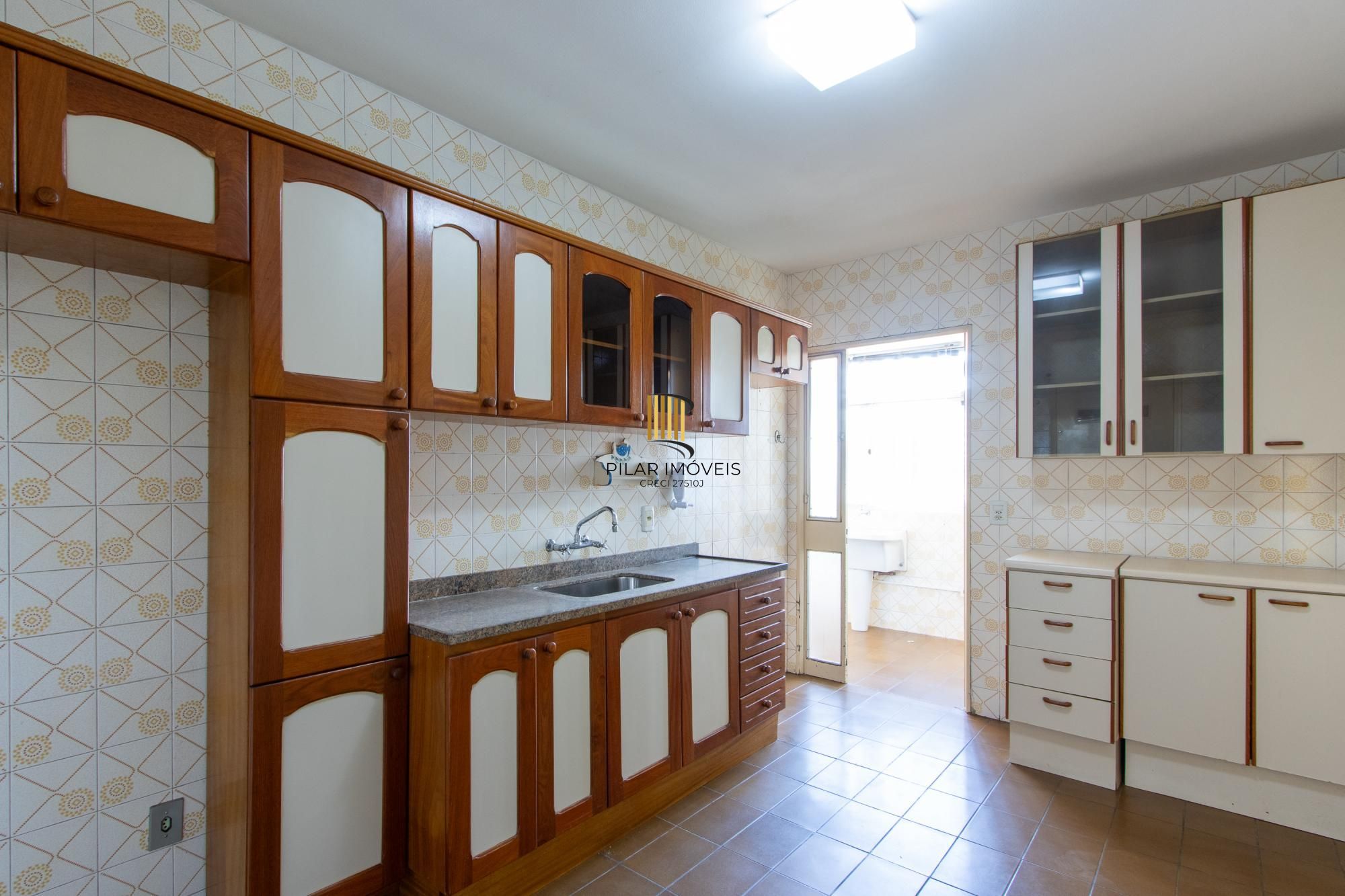 Apartamento de 2 dormitórios e uma vaga,  com infraestrutura