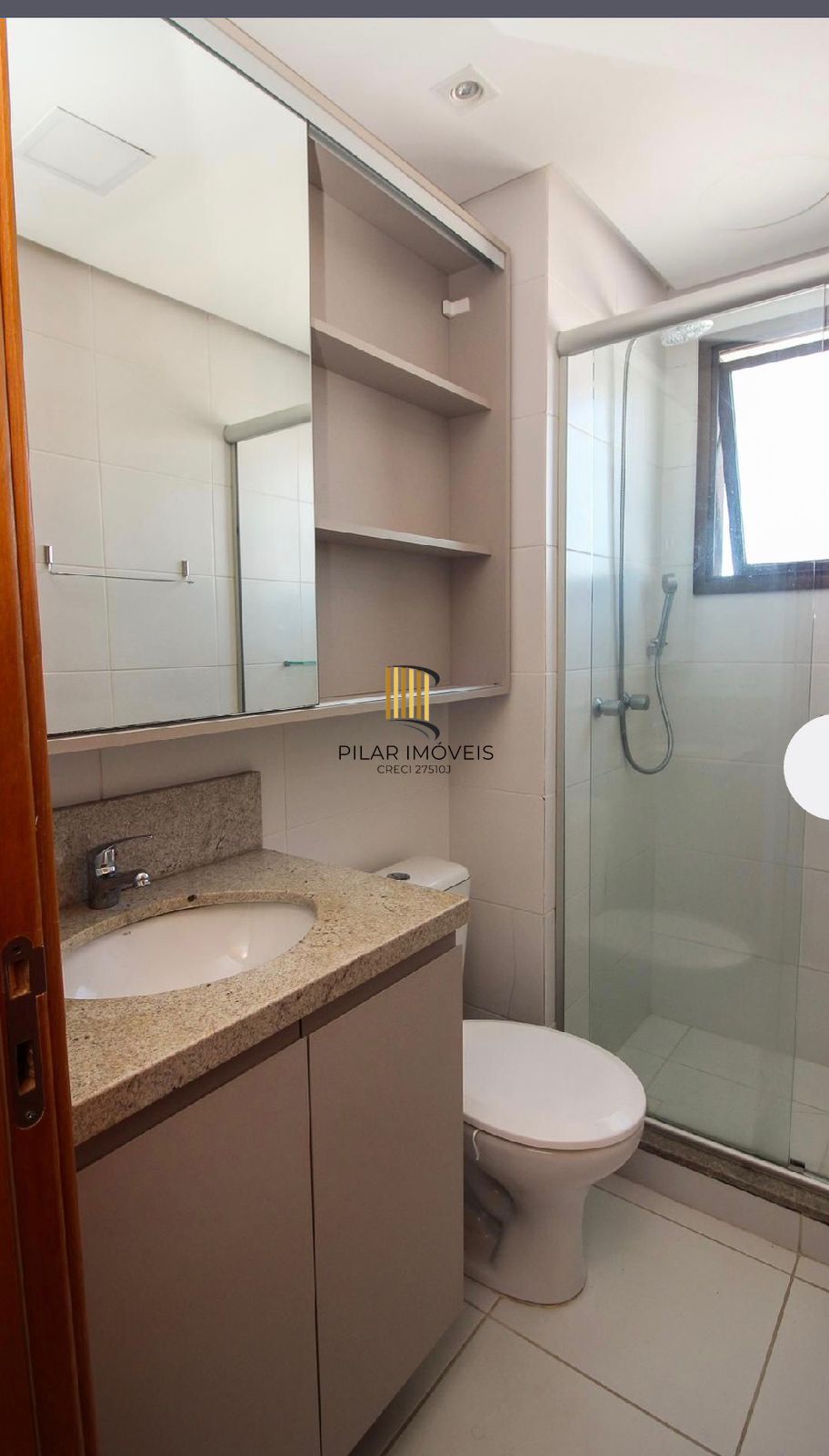 Apartamento 3 dormitórios no bairro Camaquã