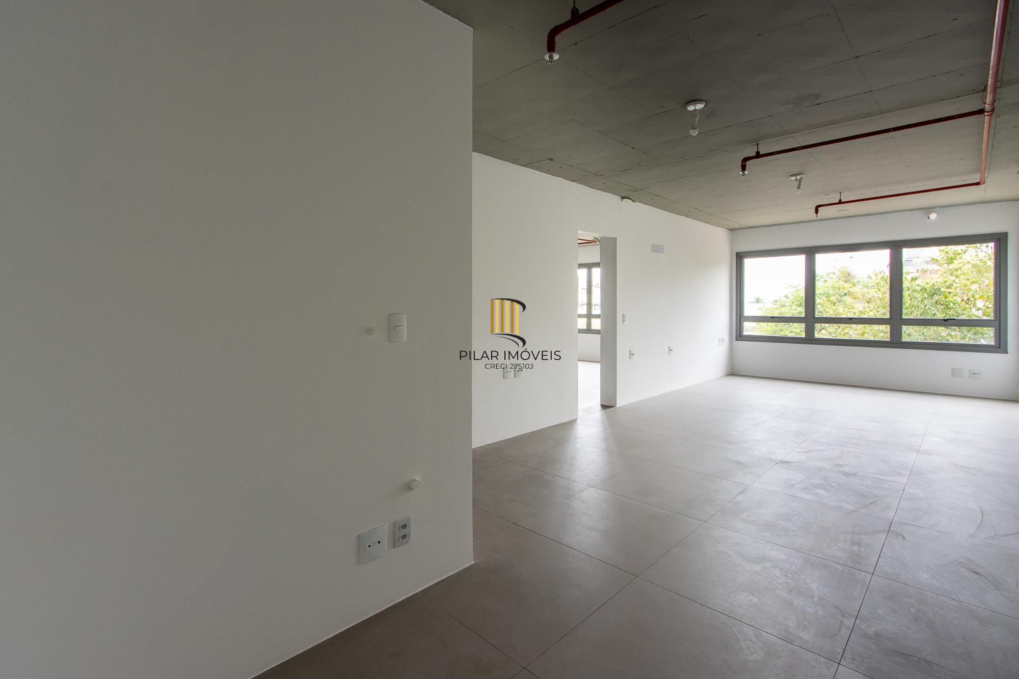 Conjunto/Sala para Venda - 118.74m², 0 dormitórios, São João