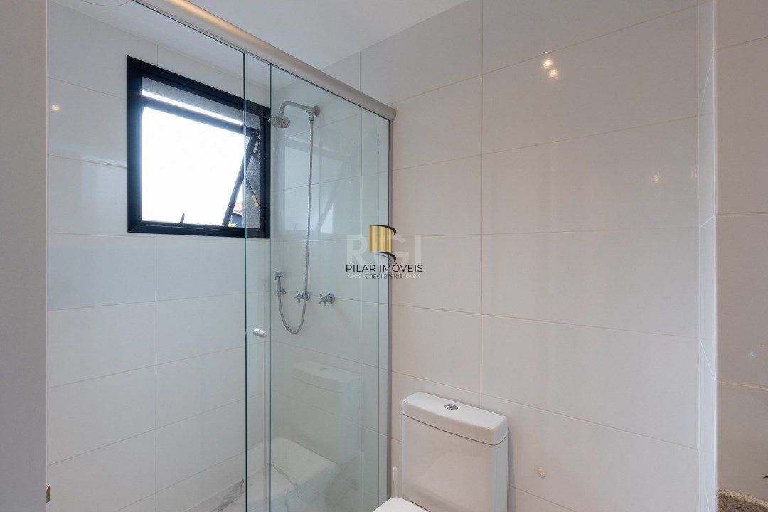 Apartamento para Venda - 164m², 3 dormitórios, sendo 3 suites, 3 vagas - Pedra Redonda