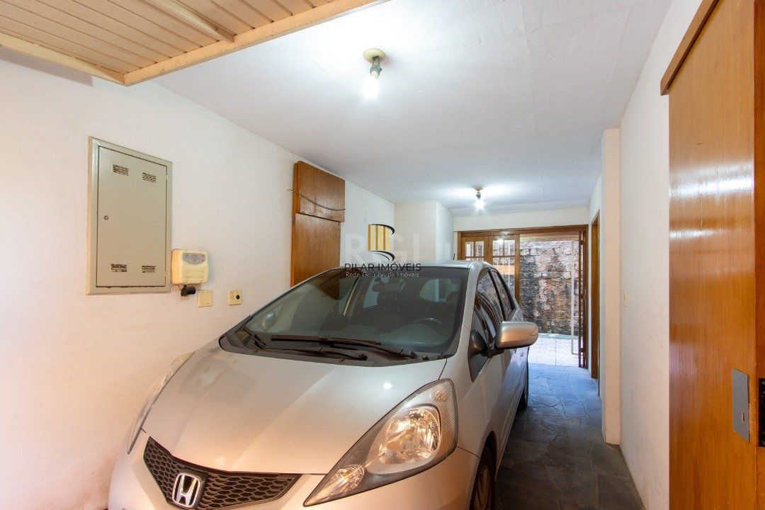 Casa de Condomínio 3 dormitórios no bairro Espírito Santo