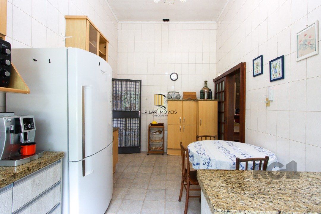 Casa com 3 quartos, suite em terreno com 7.320m² - Belem Velho