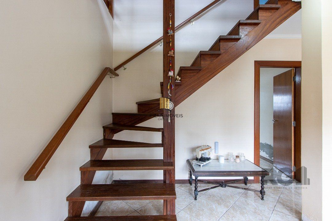 Casa 3 dormitórios no bairro Tristeza