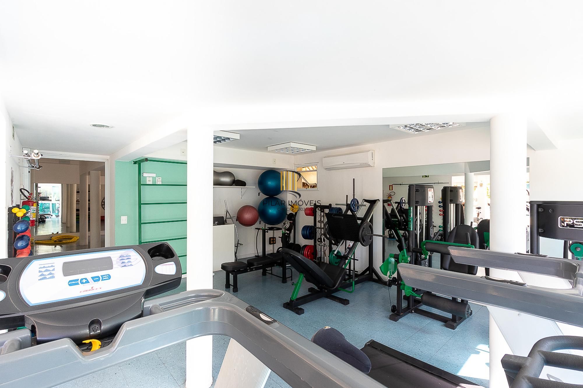 Casa condomínio | 3 dormitórios | 1 Suíte | 240,82 Privativos | 2 Vagas | Bairro Teresópolis