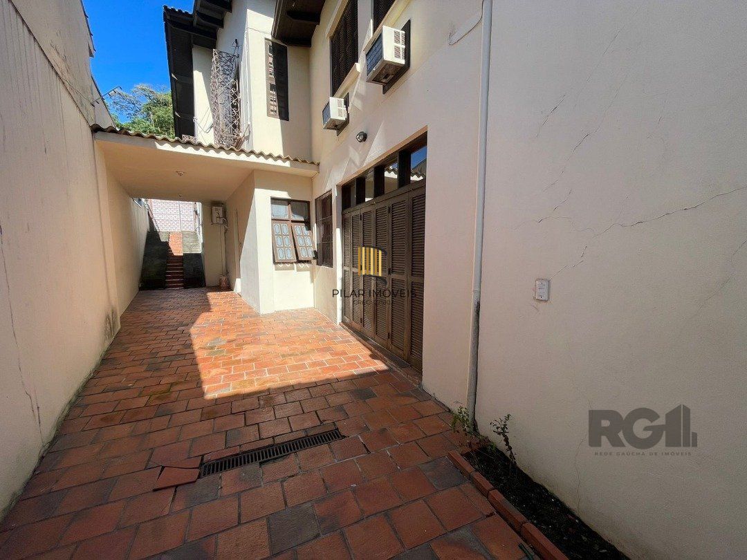 Casa 3 dormitórios no bairro Santa Tereza