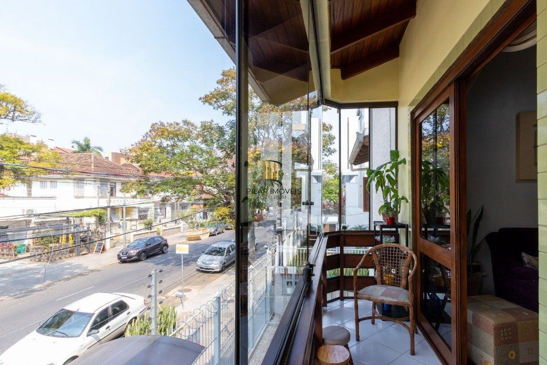 Predio para Venda - 215.37m², 0 dormitórios, Menino Deus