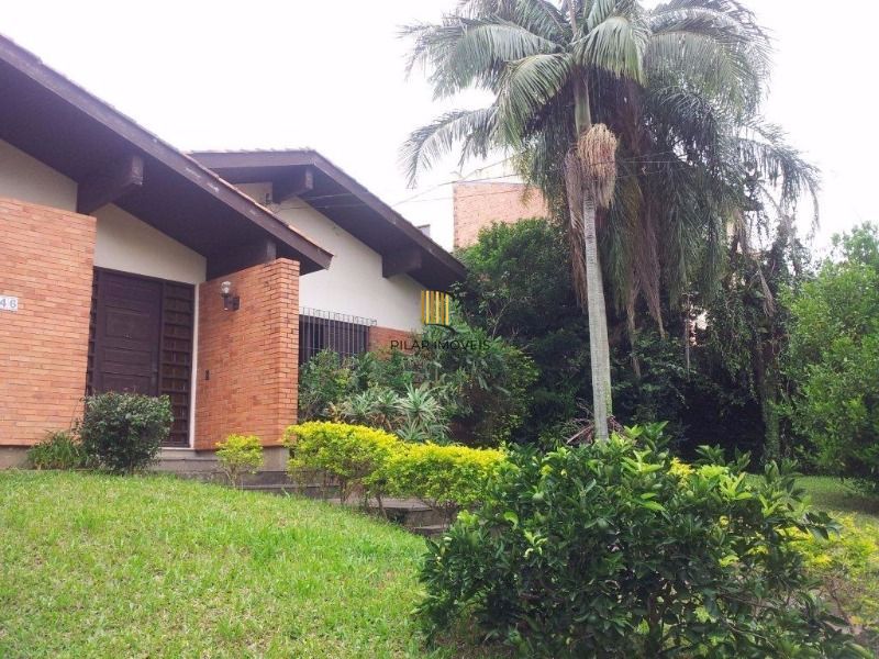 Casa para Venda - 400m², 3 dormitórios, sendo 1 suites, 2 vagas - Cristal