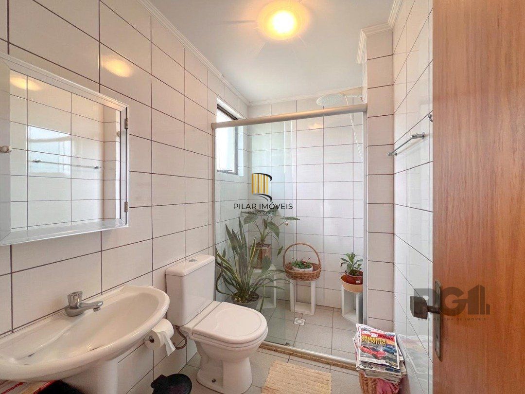 Amplo apartamento à venda com 168m² privativos