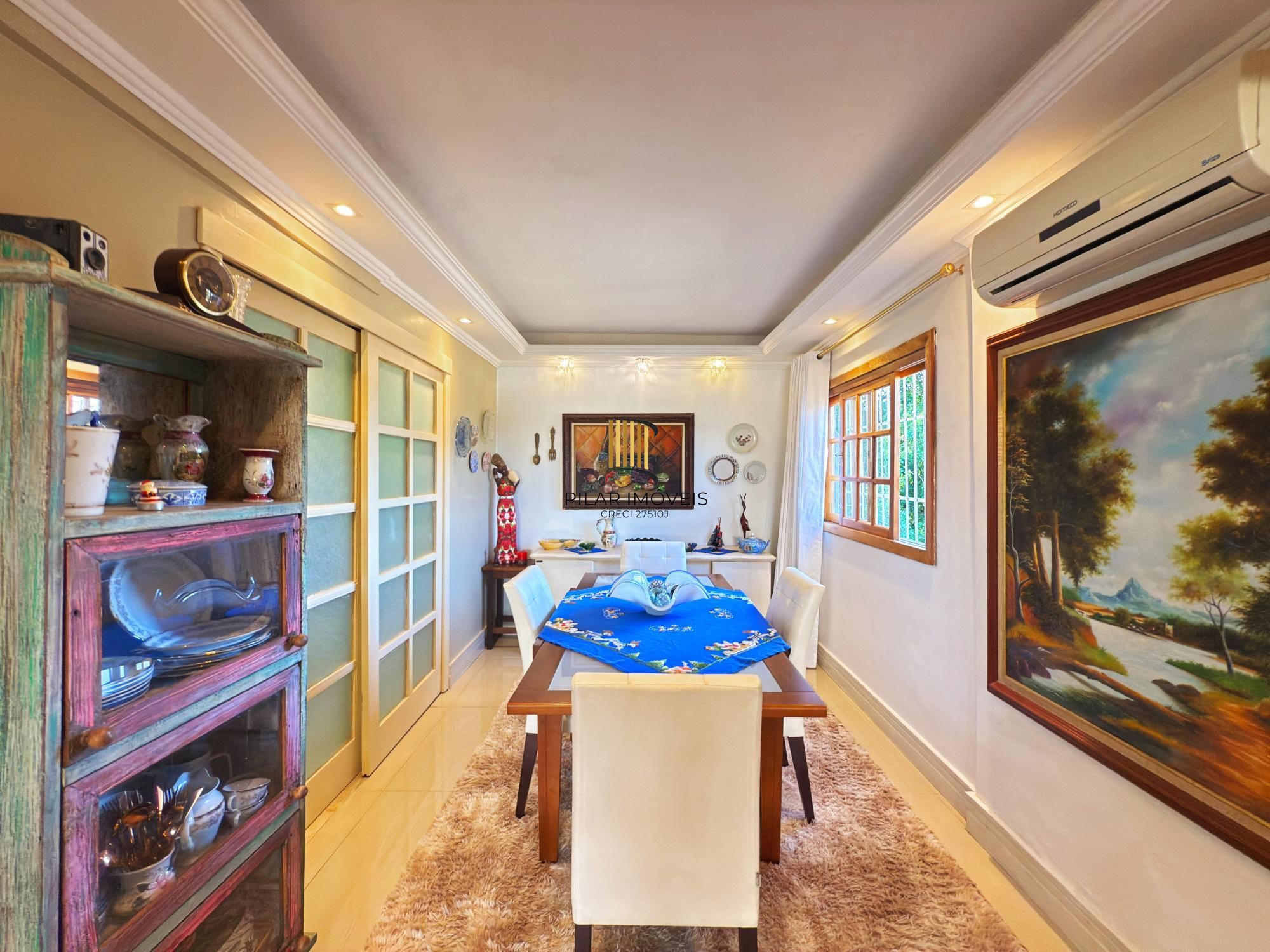 Casa em condomínio bairro Tristeza, com 185m² privativos.