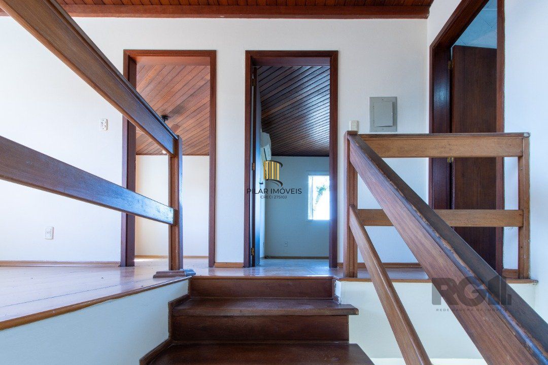 Casa 4 dormitórios no bairro Tristeza