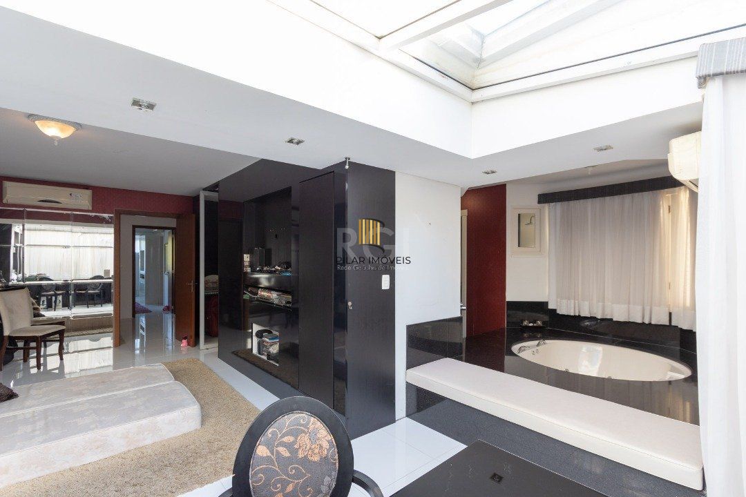 Casa Condominio para Venda - 400m², 3 dormitórios, sendo 3 suites, 1 vaga - Terra Ville