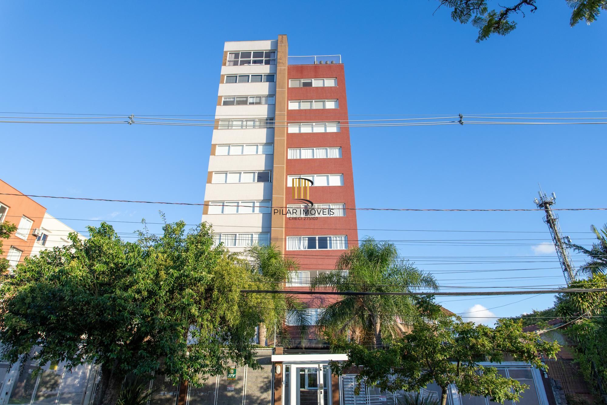 Excelente apartamento de 3 quartos, 1 suíte e 2 vagas de garagem cobertas.