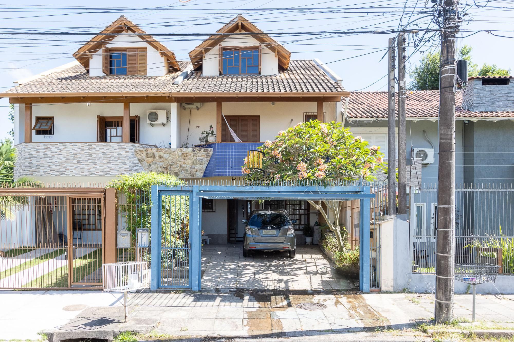 Casa 3 dormitórios no bairro Espírito Santo