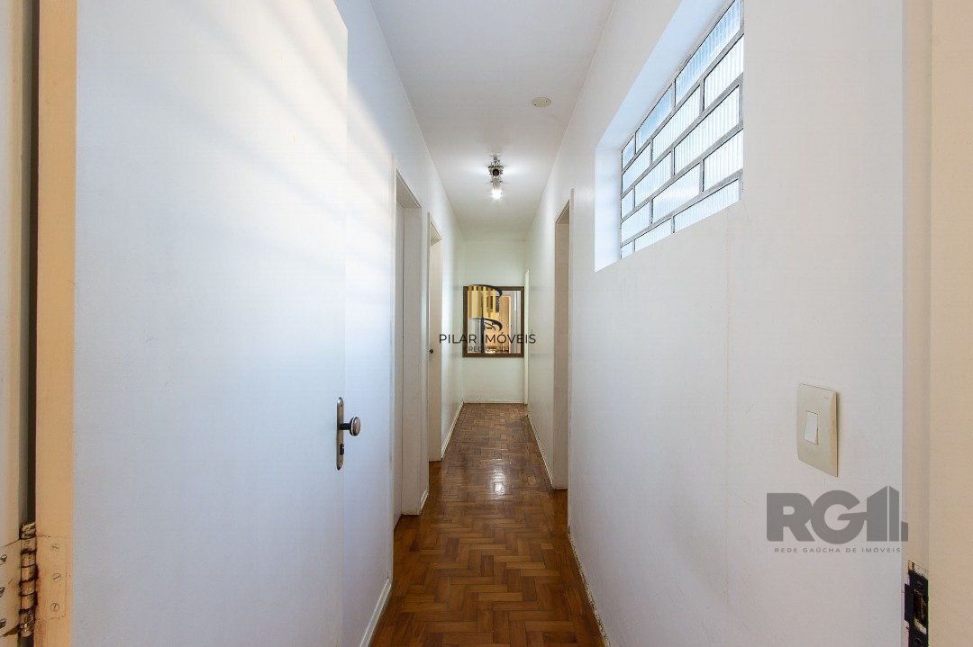 Casa 3 dormitórios no bairro Ipanema