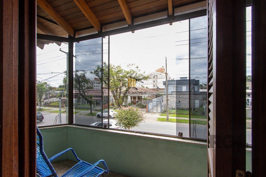 Casa 3 dormitórios no bairro Tristeza