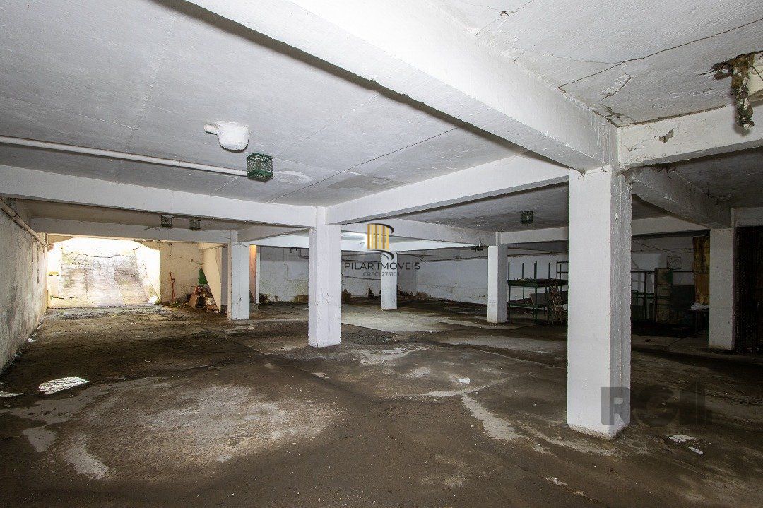 Prédio com 1063m², distribuídos em quatro pavimentos