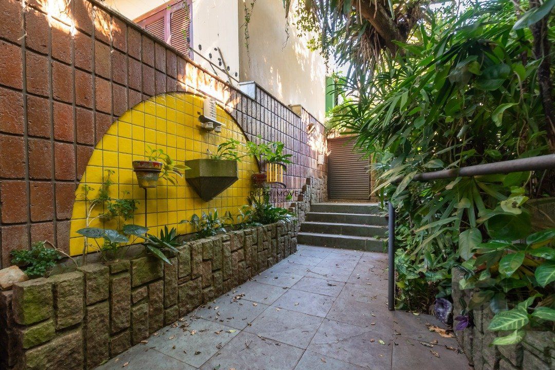 Casa 4 dormitórios no bairro Vila Assunção