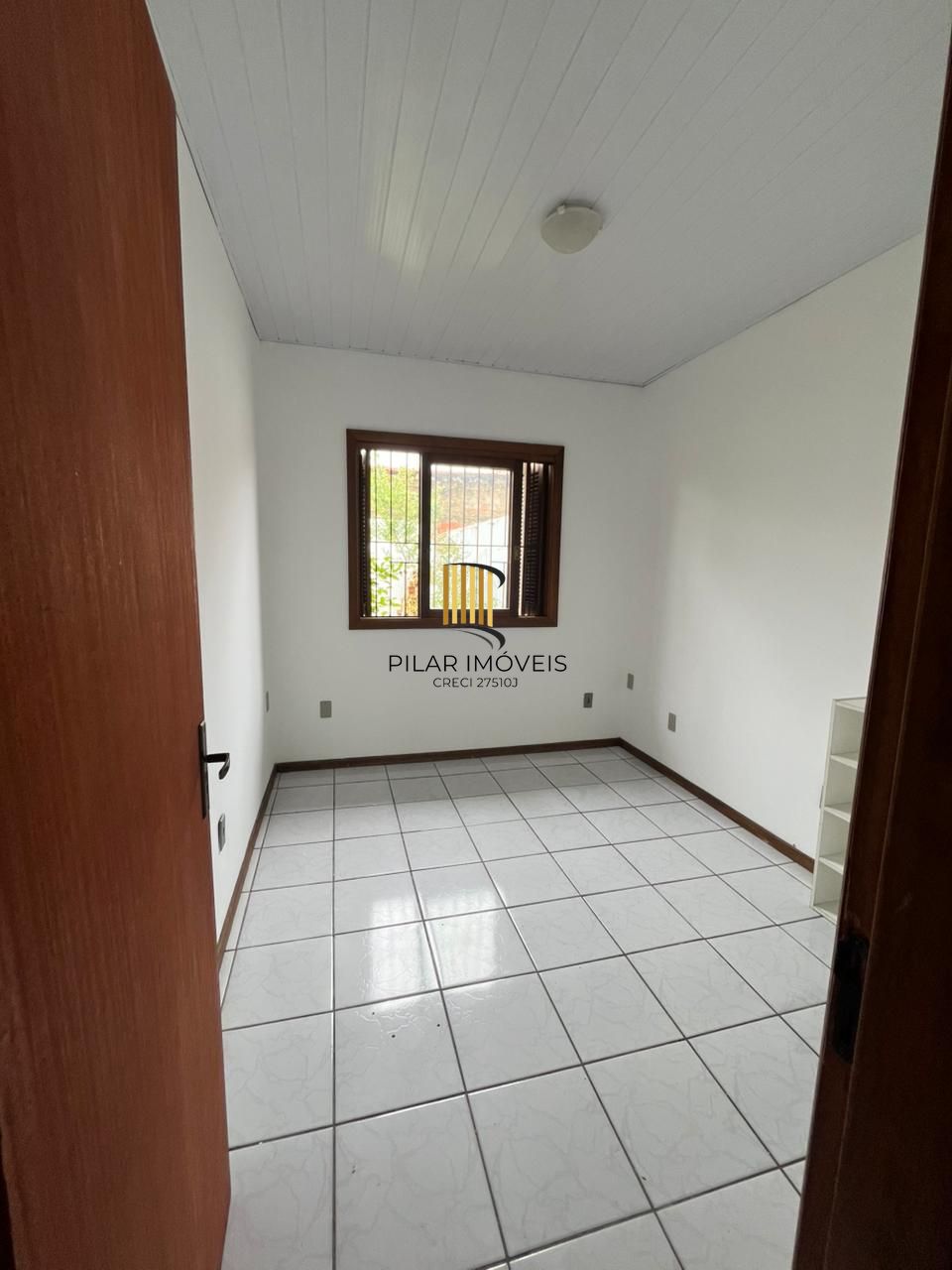 Casa 3 dormitórios no bairro Hípica