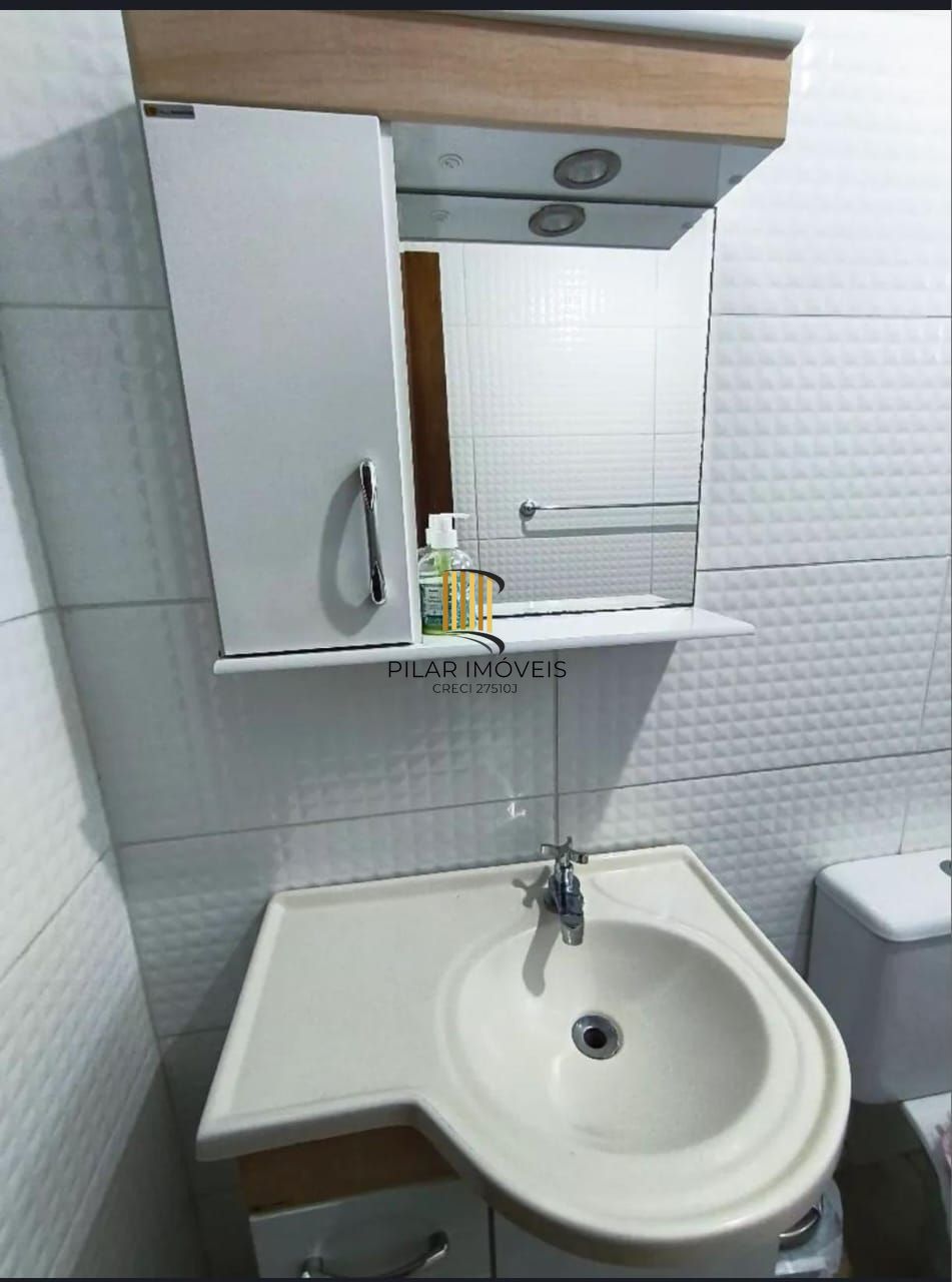 Apartamento 2 dormitórios no bairro Camaquã