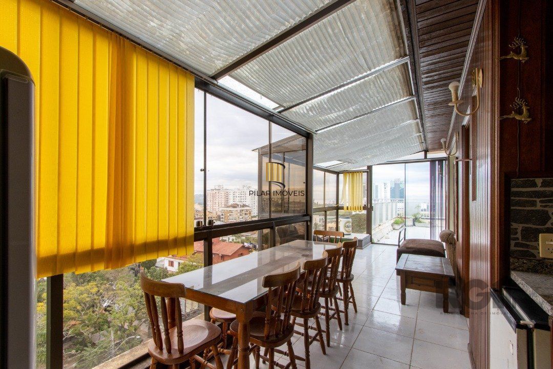 Cobertura 3 Dormitório(s) Bairro Cristal