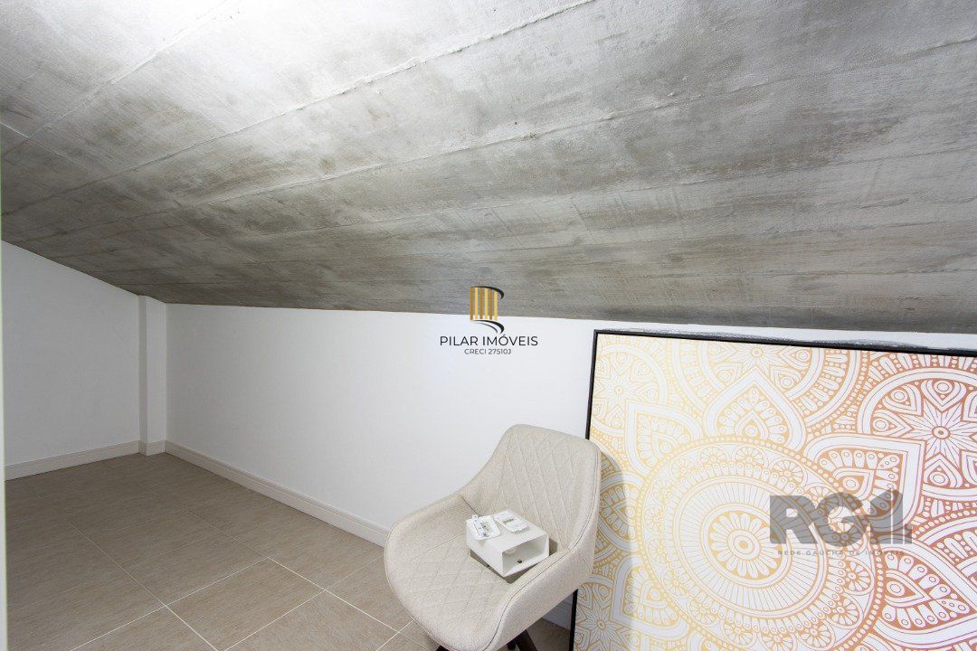 Casa de Condomínio 4 dormitórios no bairro Pedra Redonda