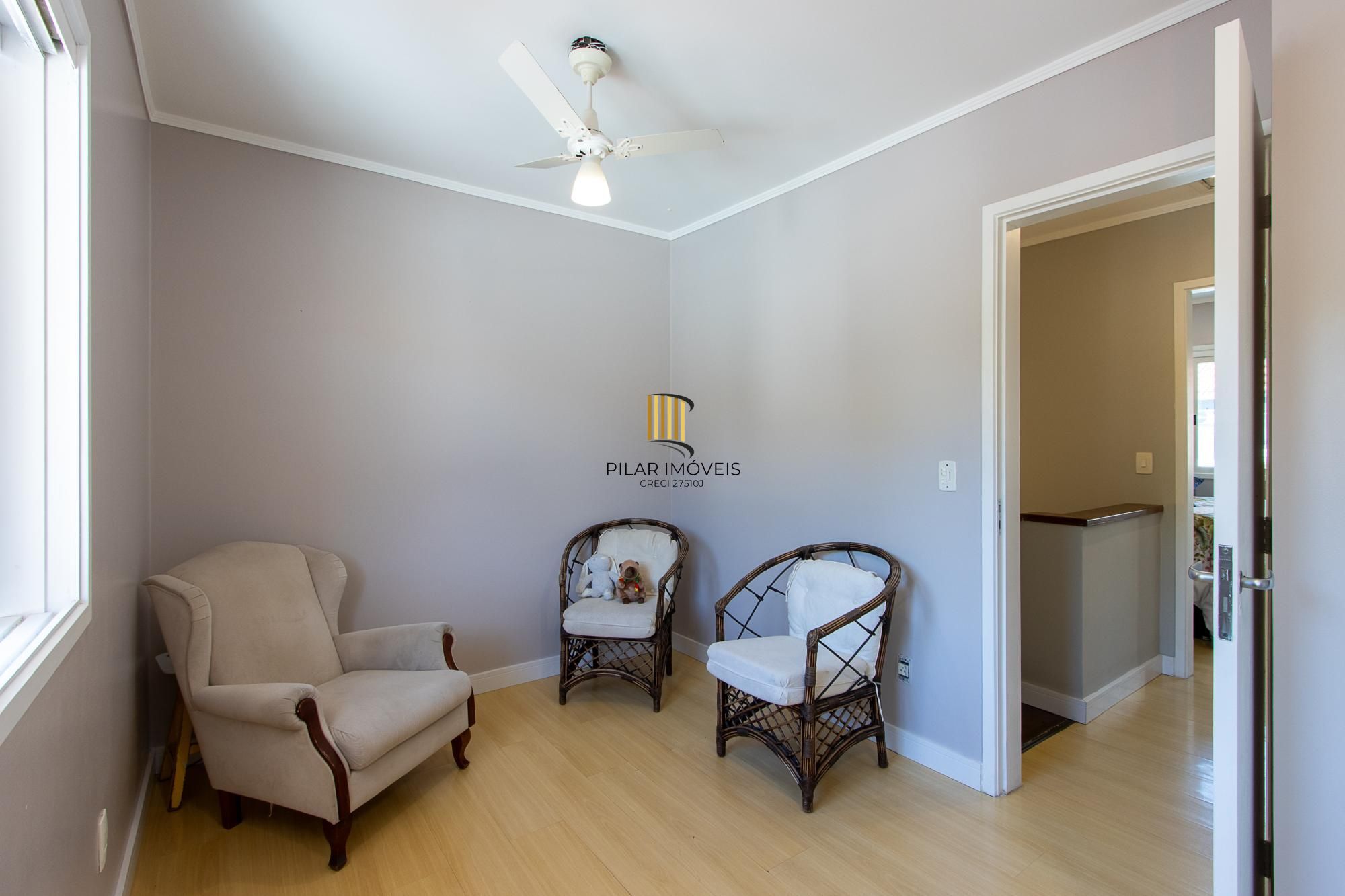 Casa em condominio com piscina