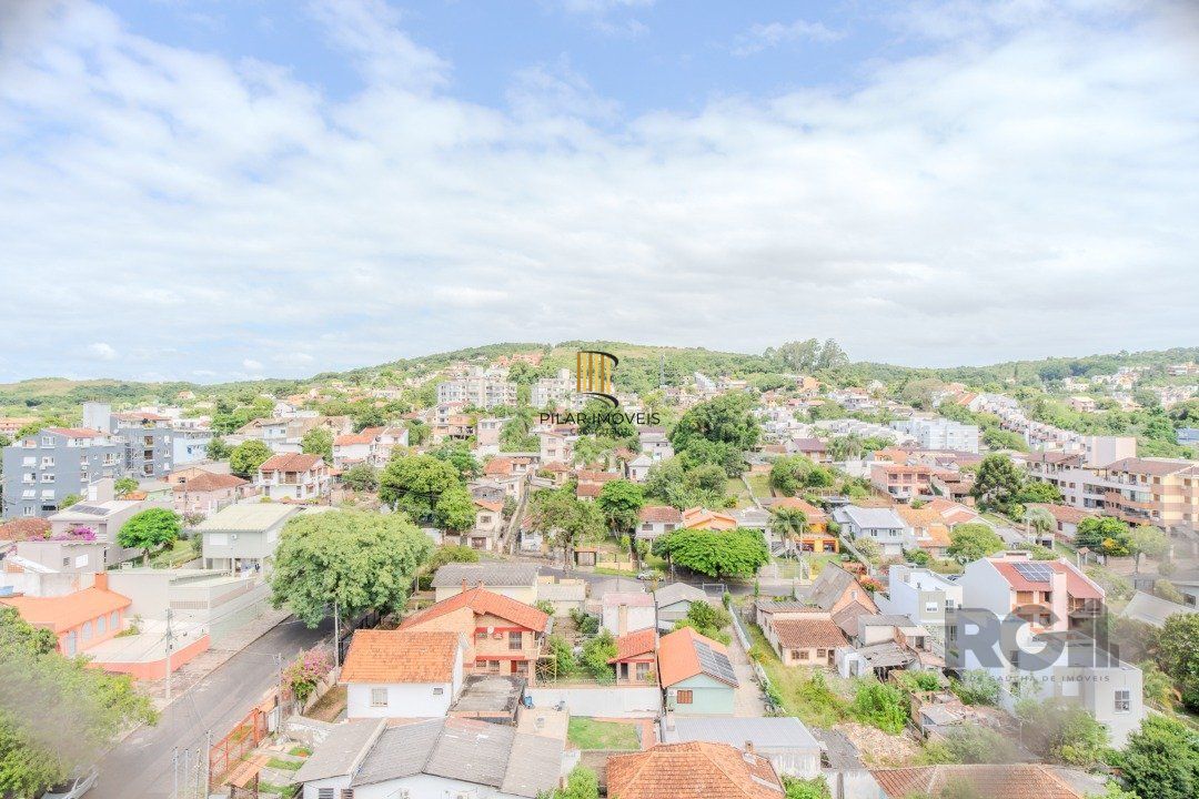 Cobertura Horizontal,  3 quartos, 1 suite, piscina, condominio com infra, 2 vagas - Bairro Tristeza