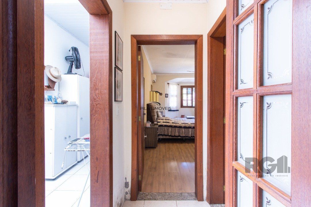 Casa 2 dormitórios no bairro Camaquã