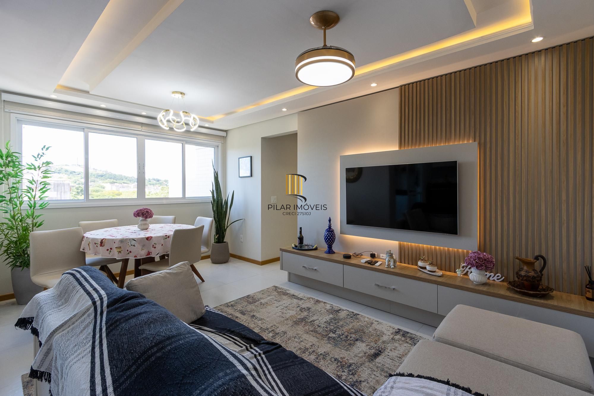 Apartamento | 3 Quartos | 1 Suíte | 103,29m2 Privativos | Vaga Dupla | Bairro Cristal