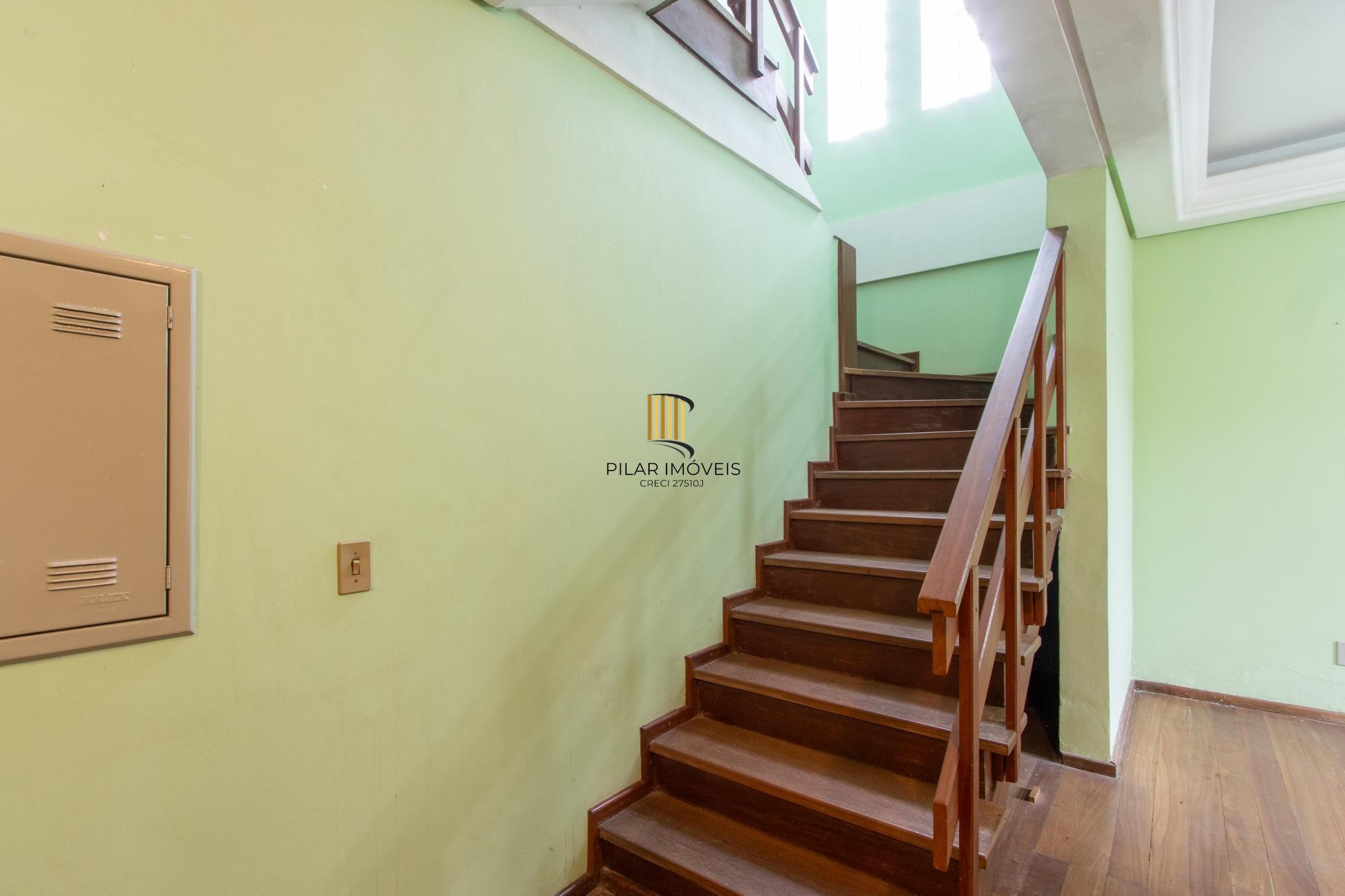 Casa de Condomínio 3 dormitórios no bairro Ipanema