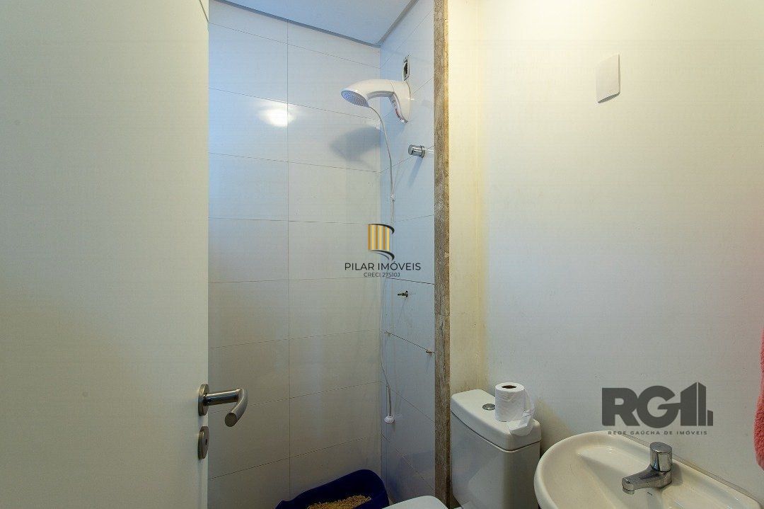 Casa de Condomínio 3 dormitórios no bairro Belém Novo