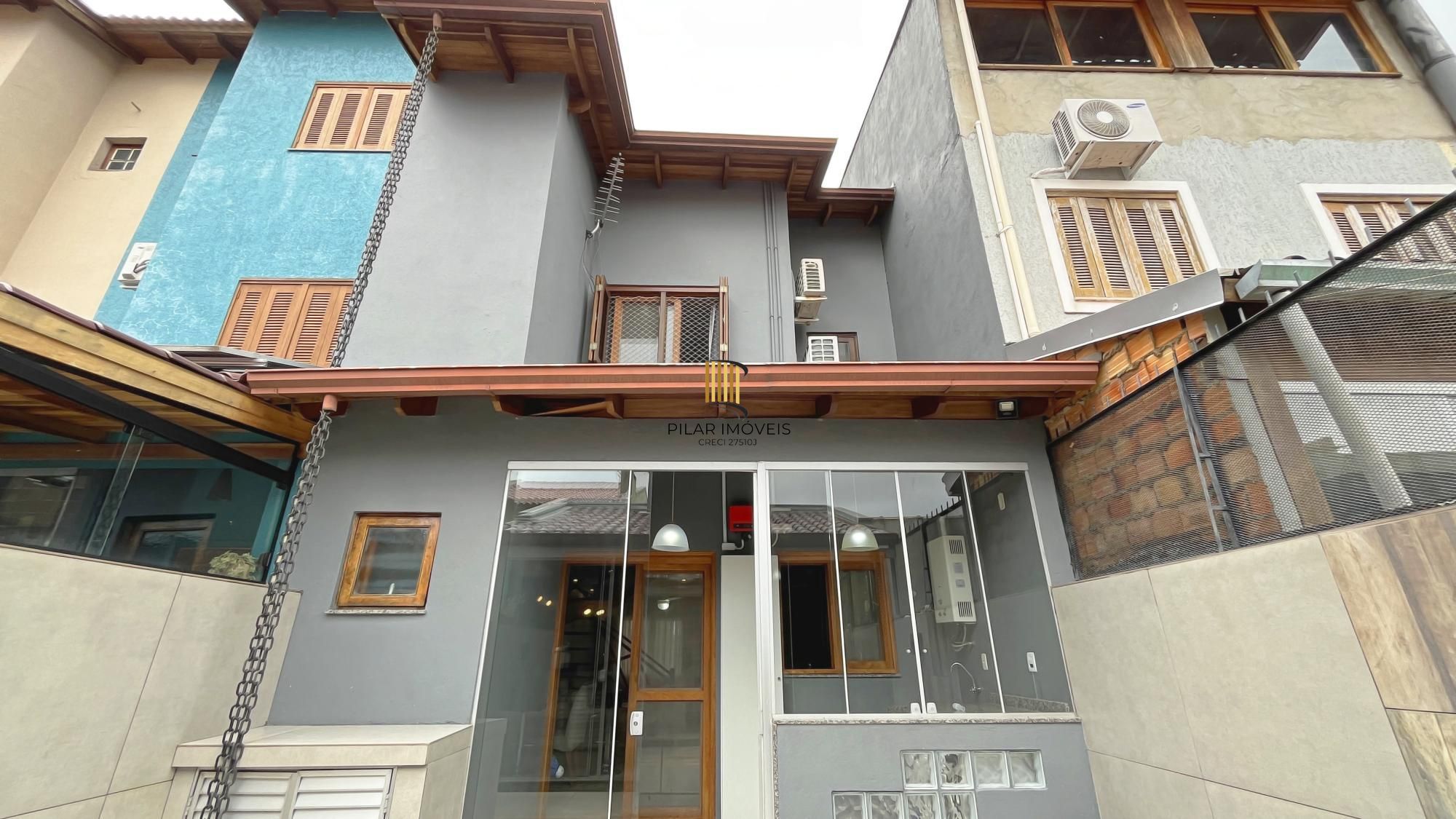 Casa 2 dormitórios no bairro Aberta dos Morros