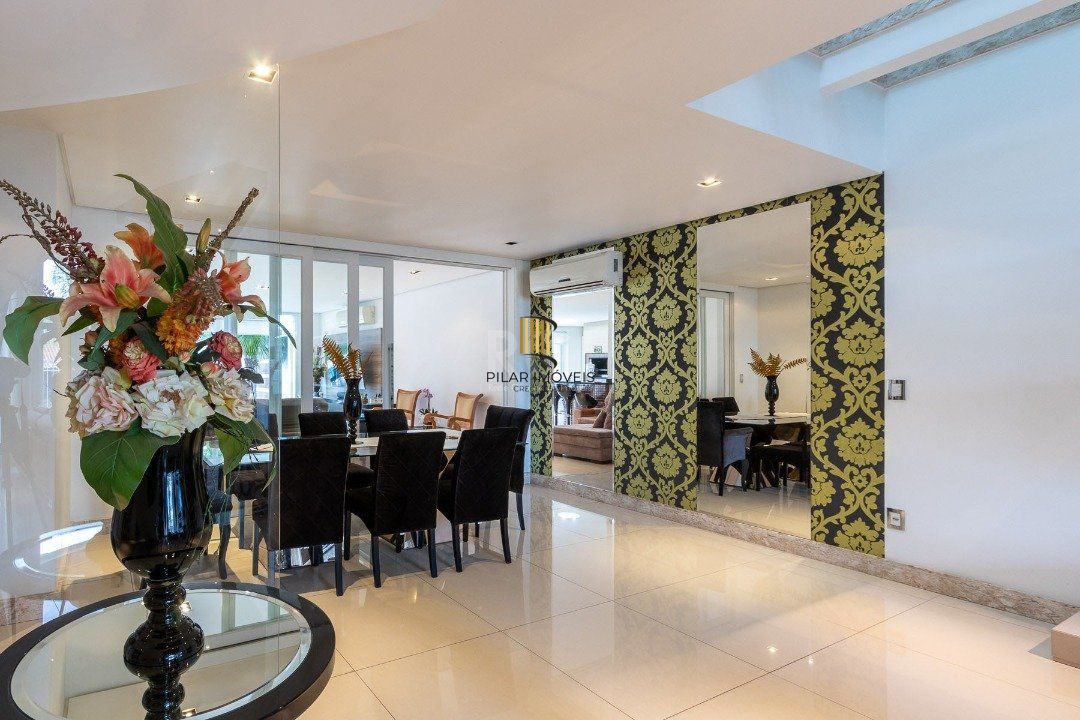 Casa para Venda - 463m², 4 dormitórios, sendo 4 suites, 4 vagas - Ipanema
