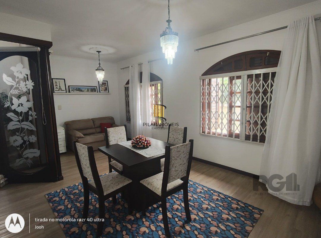 Casa 4 dormitórios no bairro Cavalhada