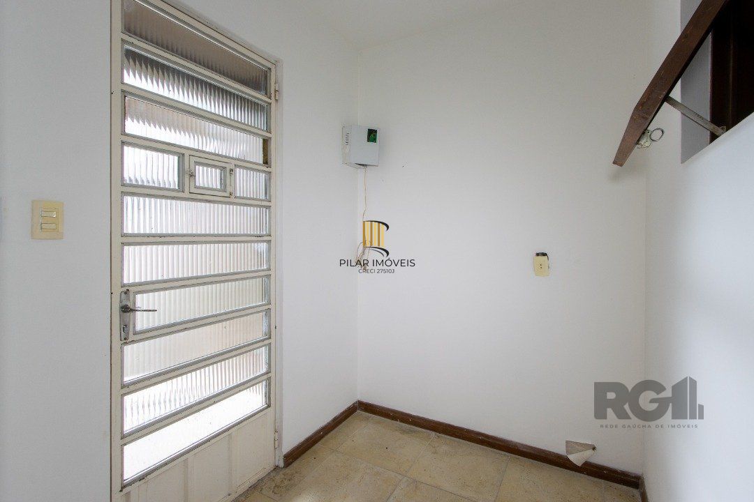 Casa de 3 dormitórios no Jardim Isabel com vista para o Guaíba.