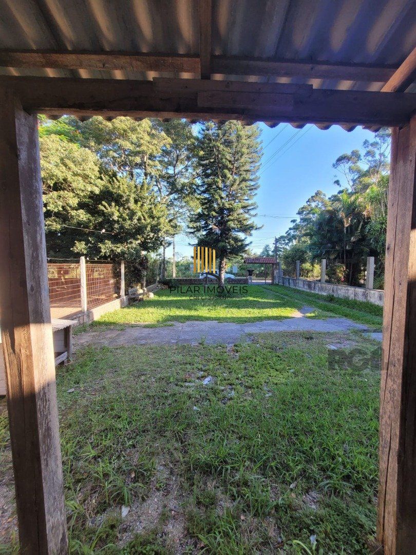 Casa 2 dormitórios no bairro Guarujá