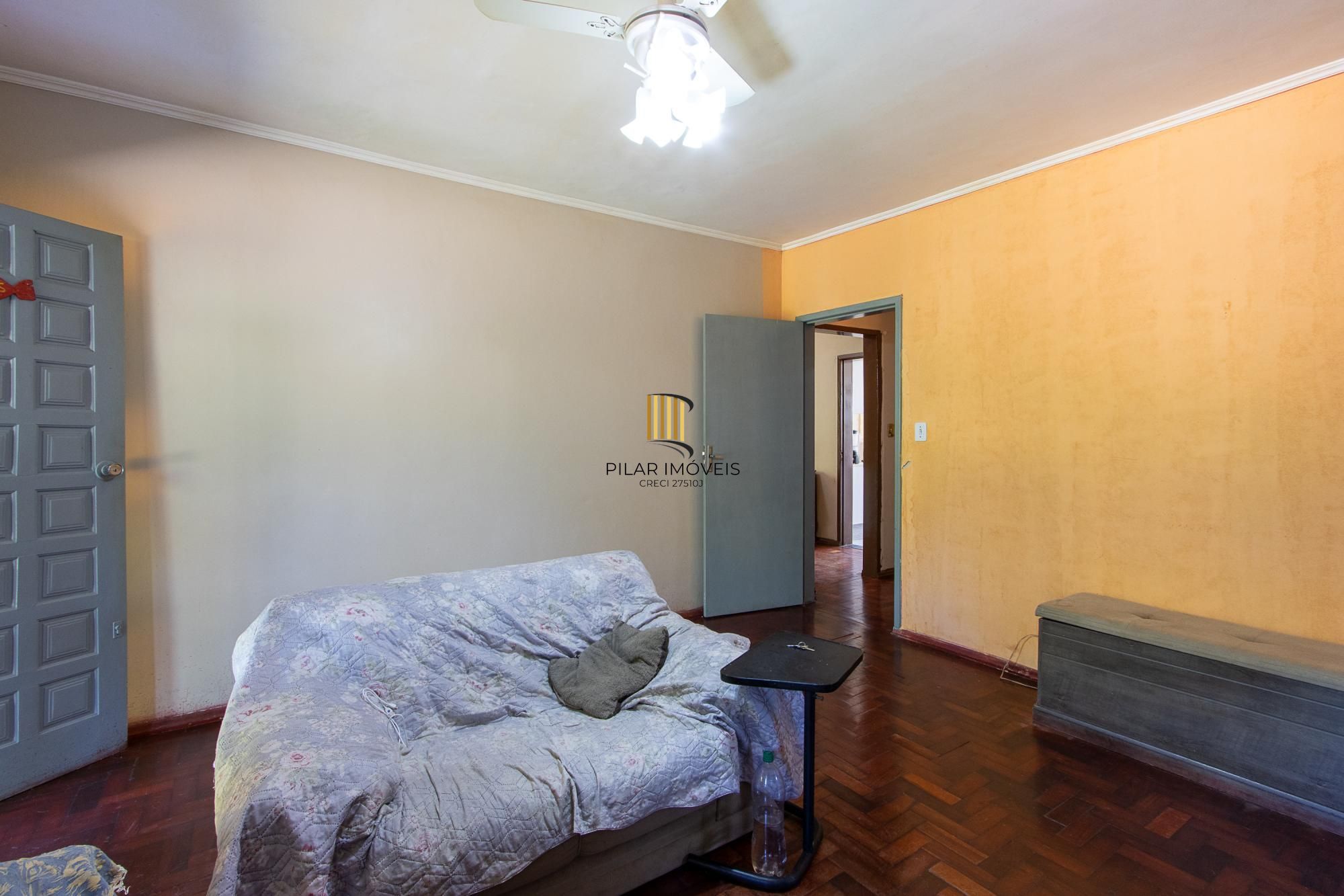 Casa 3 dormitórios no bairro Pitinga