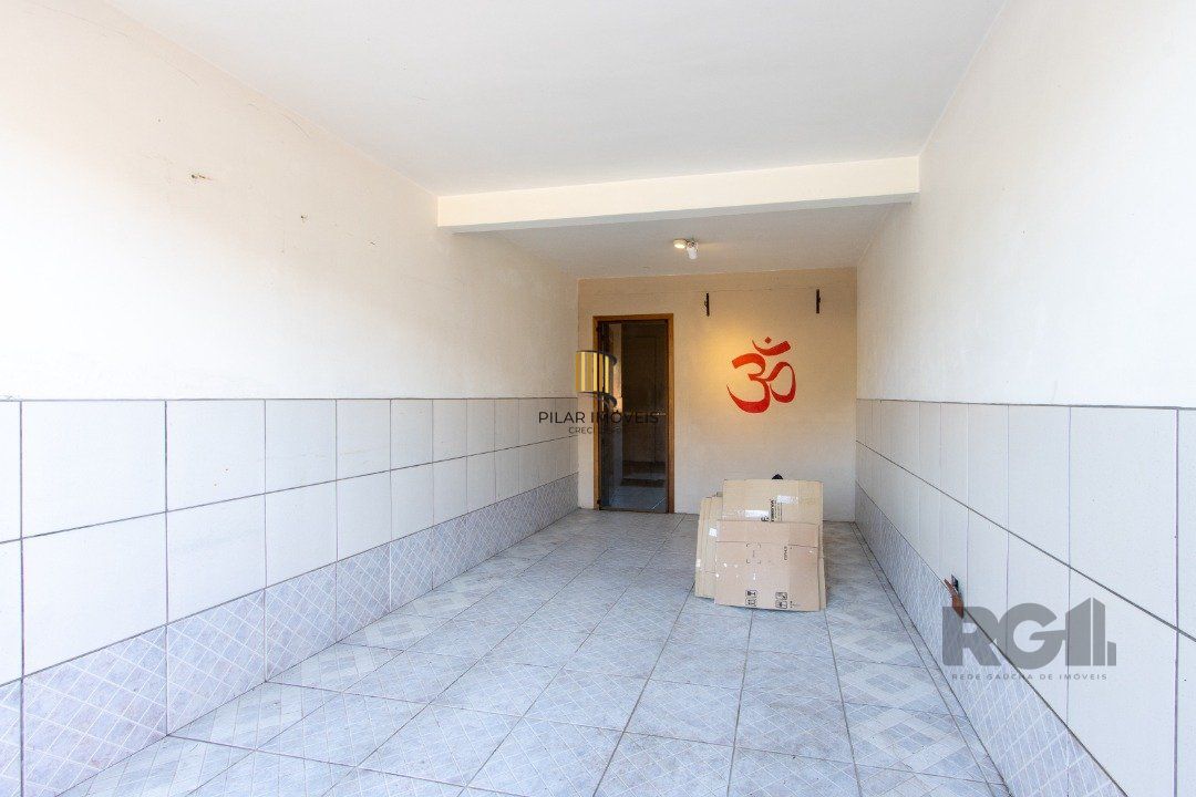 Casa 5 dormitórios no bairro Nonoai
