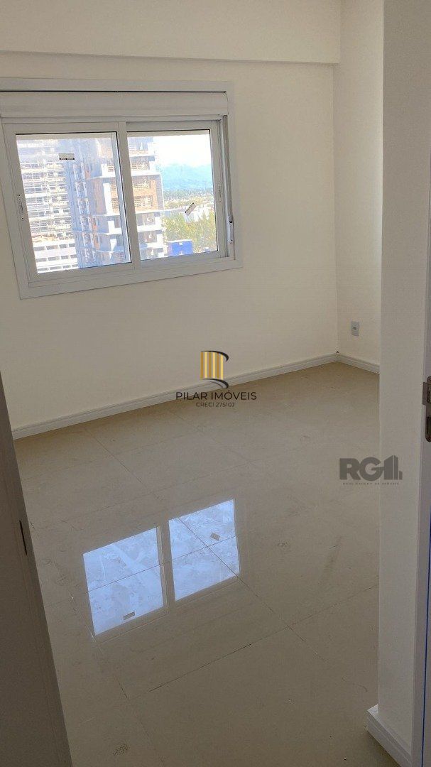 Apartamento @ dormitório a uma quadra do mar