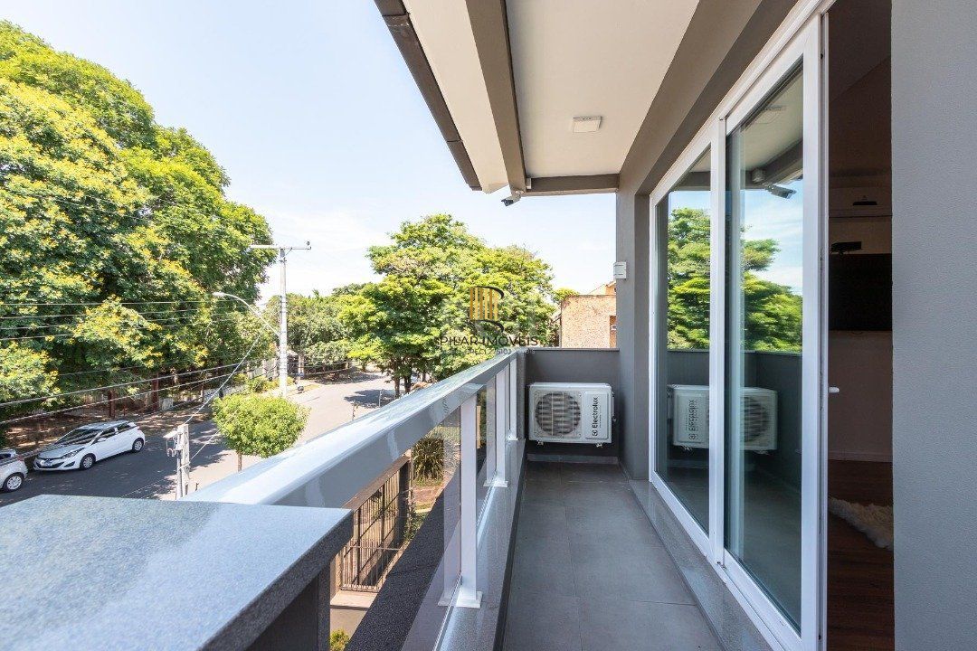 Casa para Venda - 420m², 3 dormitórios, sendo 3 suites, 8 vagas - Ipanema