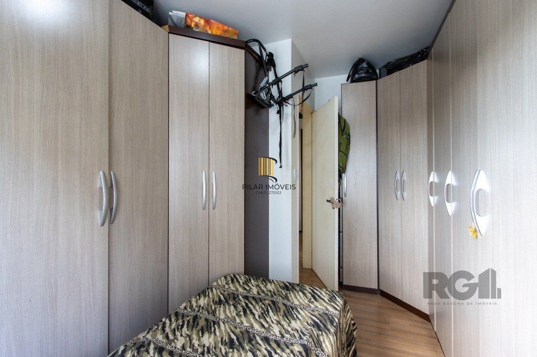 Apartamento 3 quartos, 2 banheiros, 1 vaga, condomínio com infra - Bairro Cristal