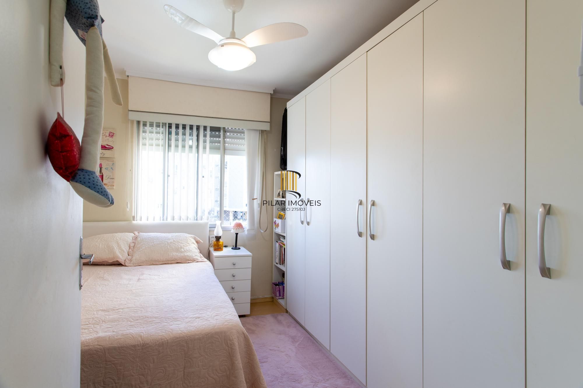 Excelente Apartamento 2 Dormitórios na Av. Wenceslau Escobar