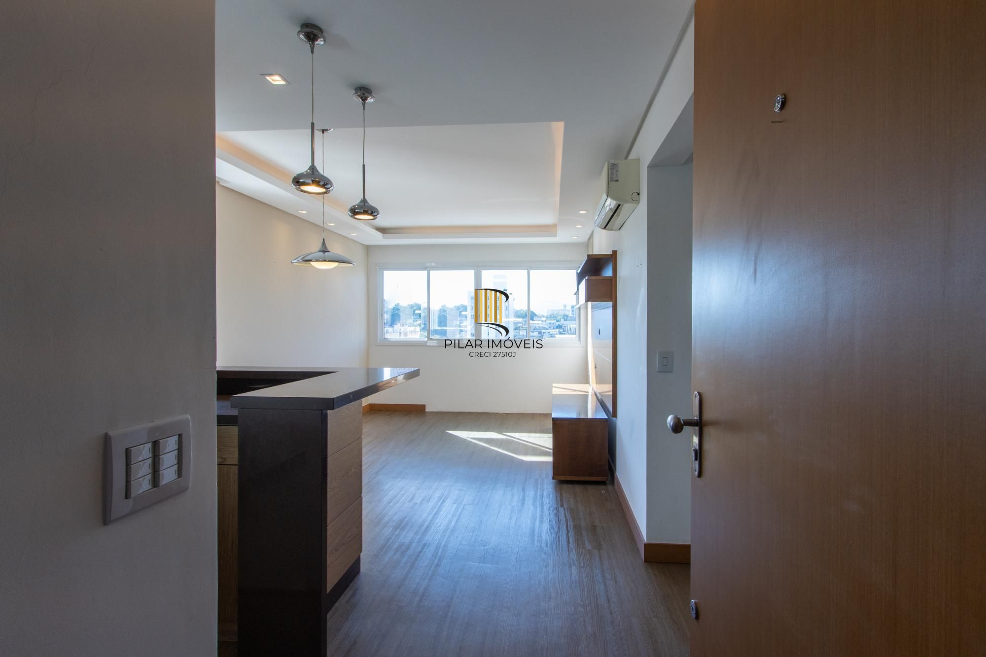Apartamento com 2 dormitórios, sendo 1 suíte, e sala ampla com ambientes integrados - Condomínio Residencial Sucre - Pilar Imóveis