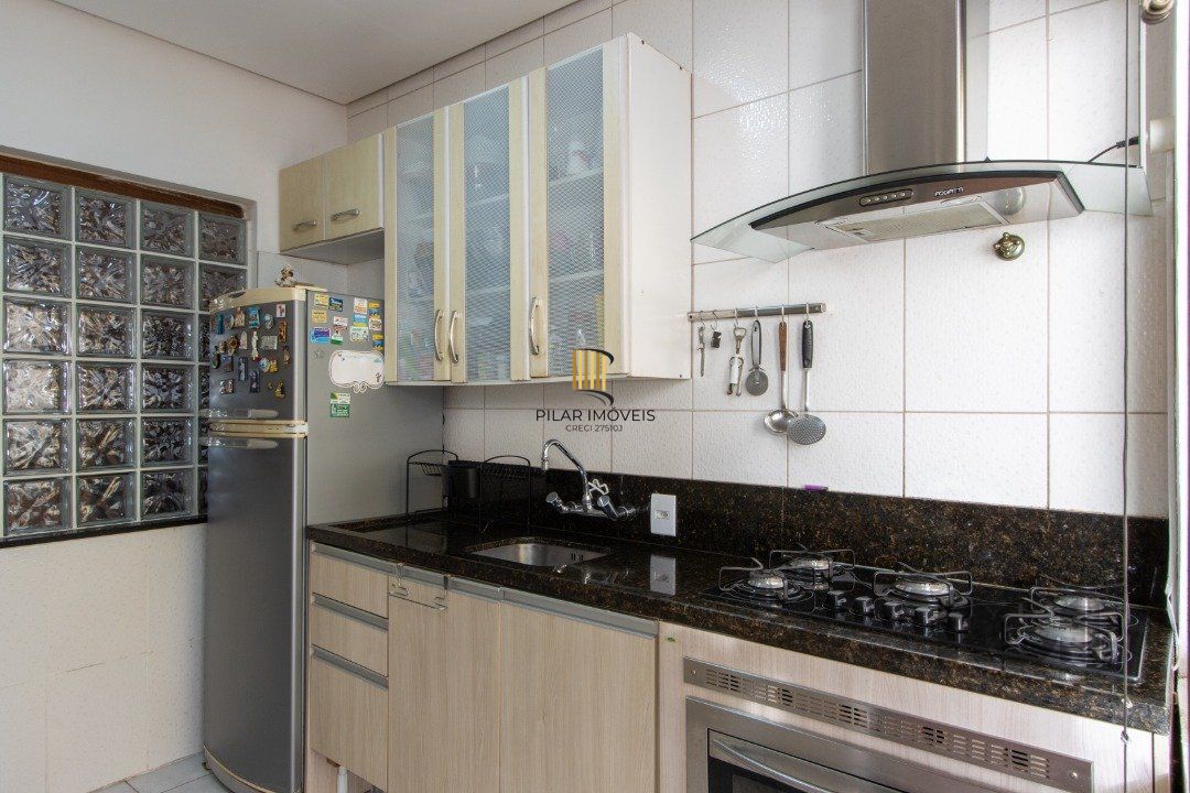 Casa para Venda - 204m², 3 quartos, 2 suites, 1 vaga - Caminhos do Sol - Guarujá