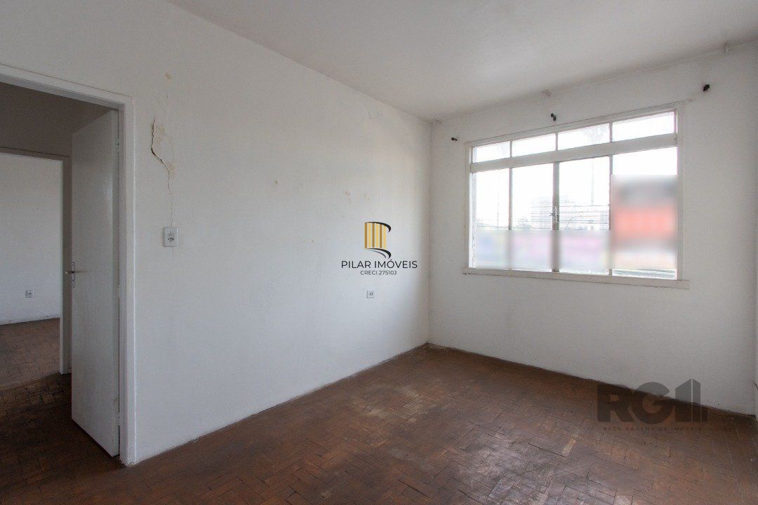 Apartamento à Venda - 2 Dormitórios na Av. Do Forte.