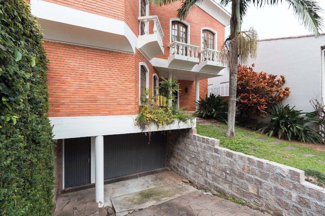 Casa para Venda - 430m², 4 dormitórios, sendo 1 suites, 5 vagas - Cristal